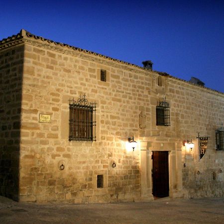 Palacio Las Manillas Sabiote Luaran gambar